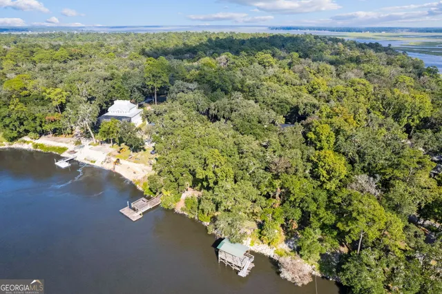 $945,000 | 628 London Hill Road West, Woodbine, GA 31569