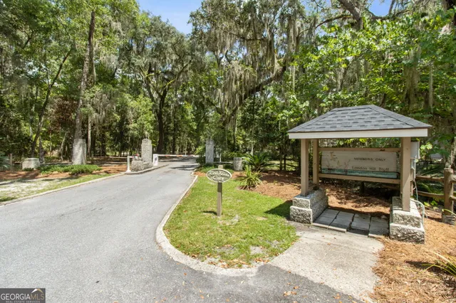 $945,000 | 628 London Hill Road West, Woodbine, GA 31569