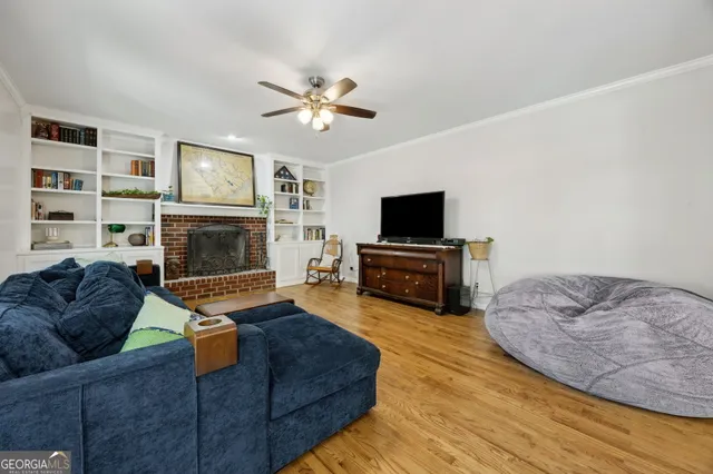 $945,000 | 628 London Hill Road West, Woodbine, GA 31569