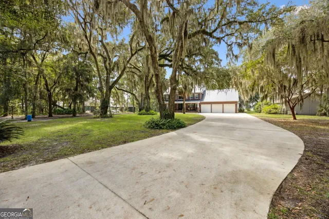 $945,000 | 628 London Hill Road West, Woodbine, GA 31569