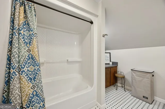 $945,000 | 628 London Hill Road West, Woodbine, GA 31569