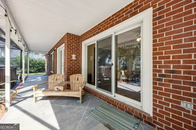 $945,000 | 628 London Hill Road West, Woodbine, GA 31569