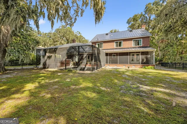 $945,000 | 628 London Hill Road West, Woodbine, GA 31569