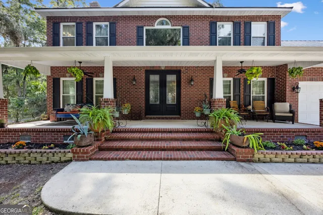 $945,000 | 628 London Hill Road West, Woodbine, GA 31569