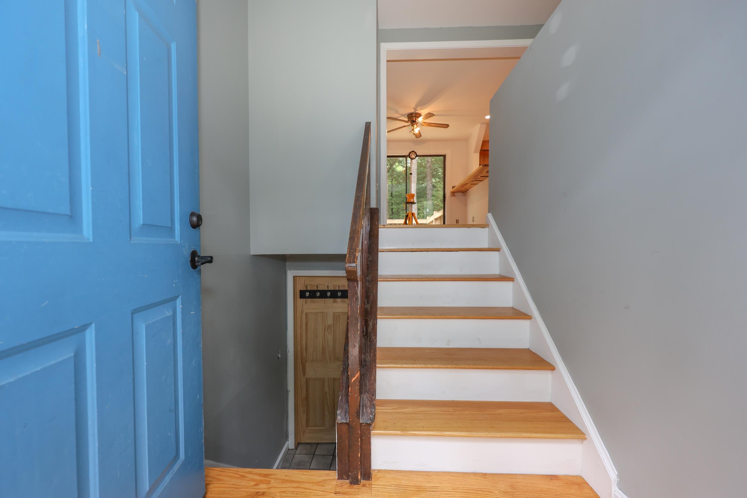 85 Taylor Street Nashua, NH 03060 - Photo 13 of 48