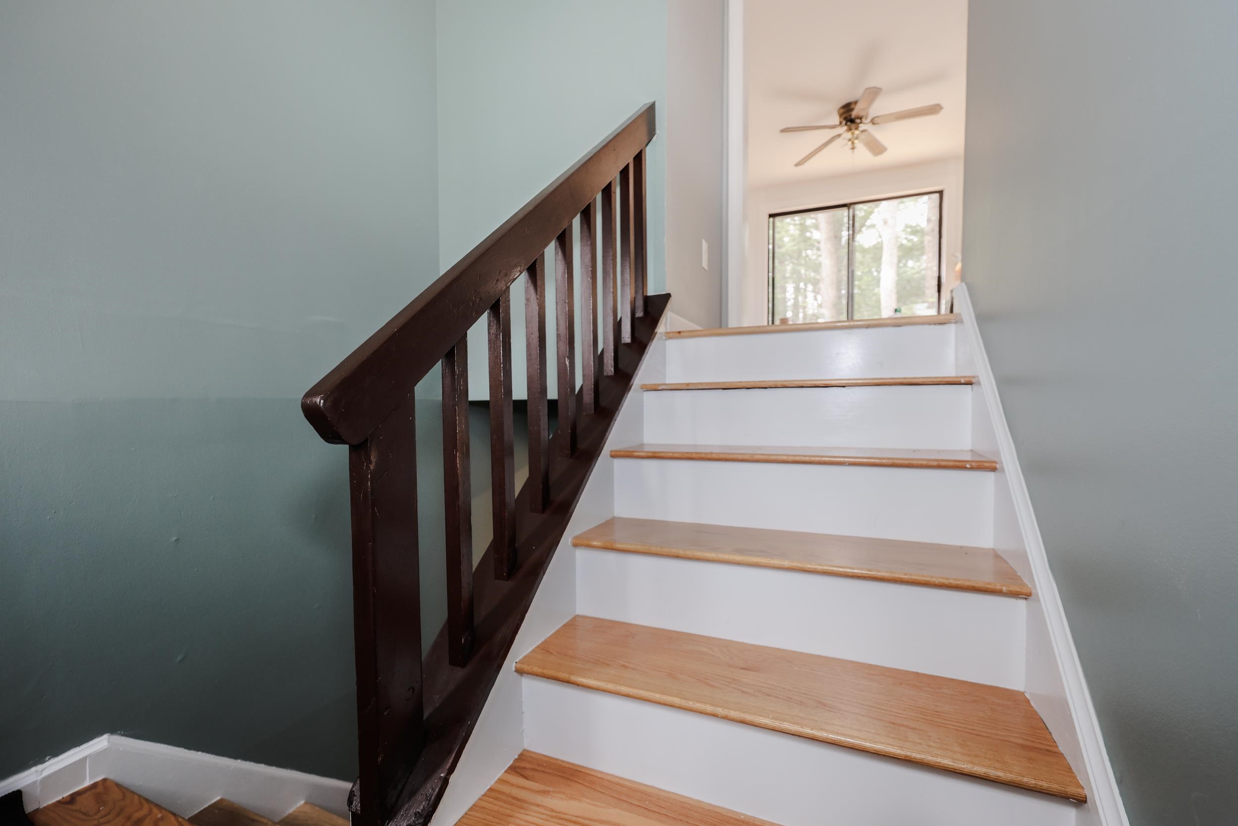 85 Taylor Street Nashua, NH 03060 - Photo 14 of 48