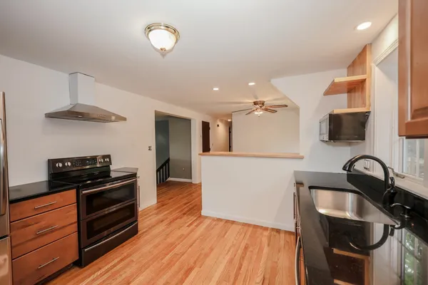 $559,000 | 85 Taylor Street, Nashua, NH 03060