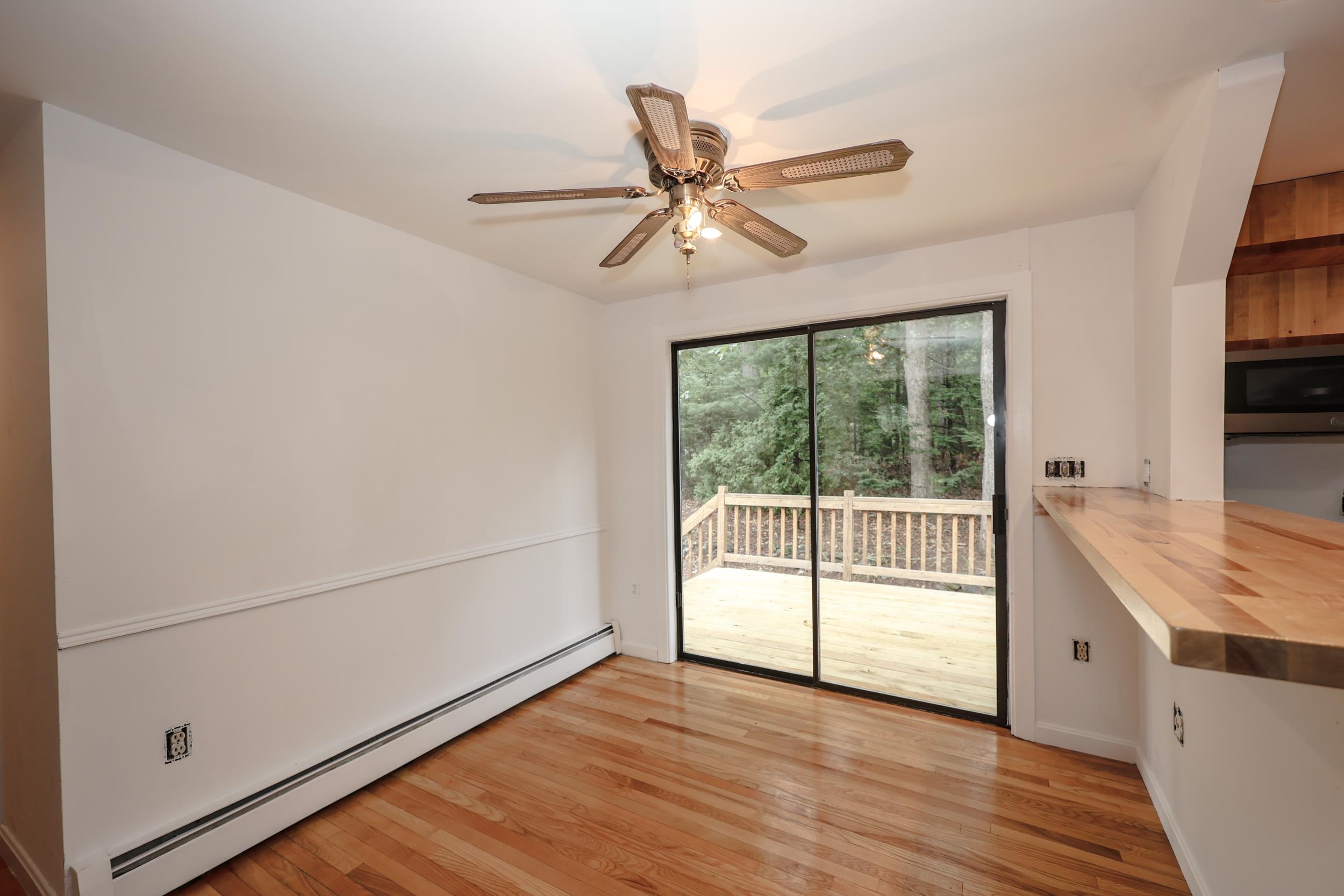 85 Taylor Street Nashua, NH 03060 - Photo 25 of 48