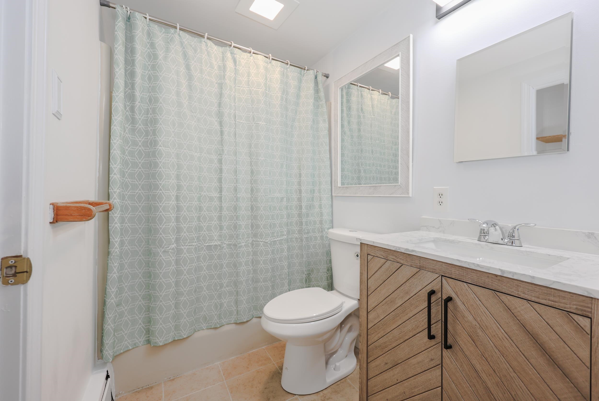 85 Taylor Street Nashua, NH 03060 - Photo 32 of 48