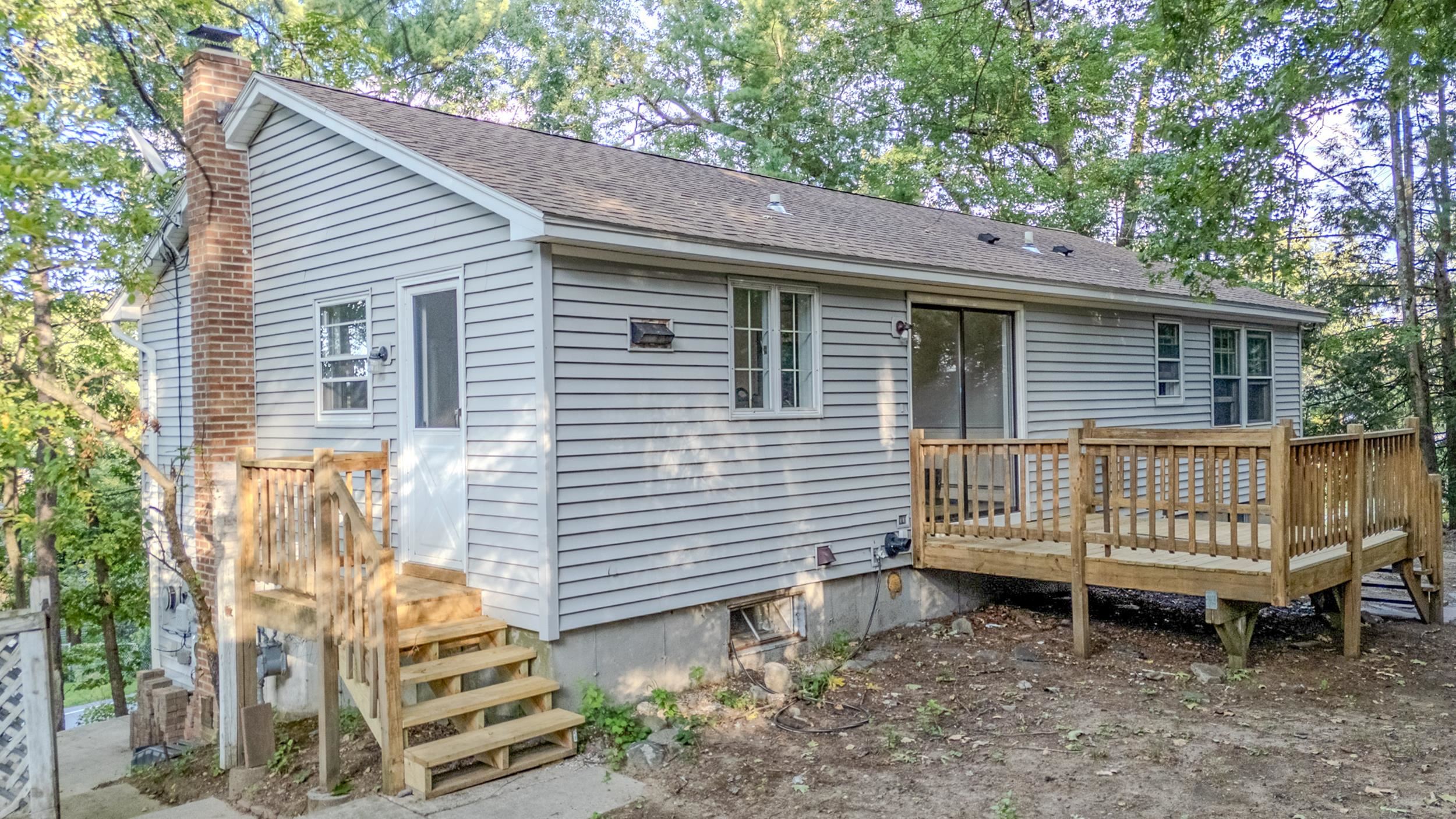 85 Taylor Street Nashua, NH 03060 - Photo 6 of 48