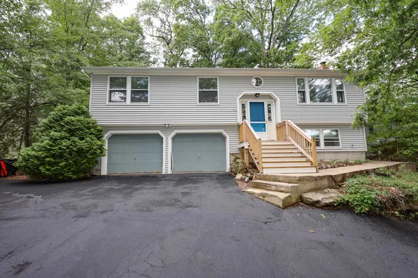 $559,000 | 85 Taylor Street, Nashua, NH 03060