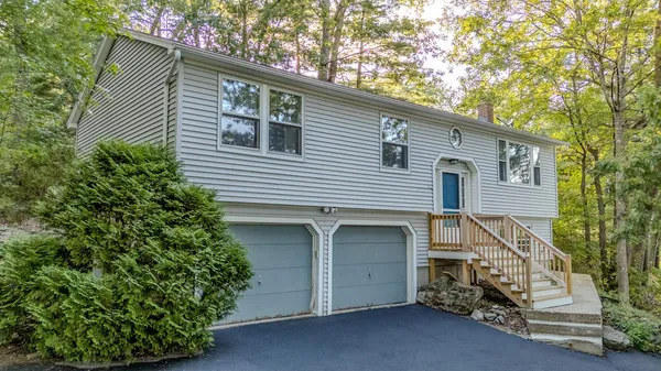 $559,000 | 85 Taylor Street, Nashua, NH 03060