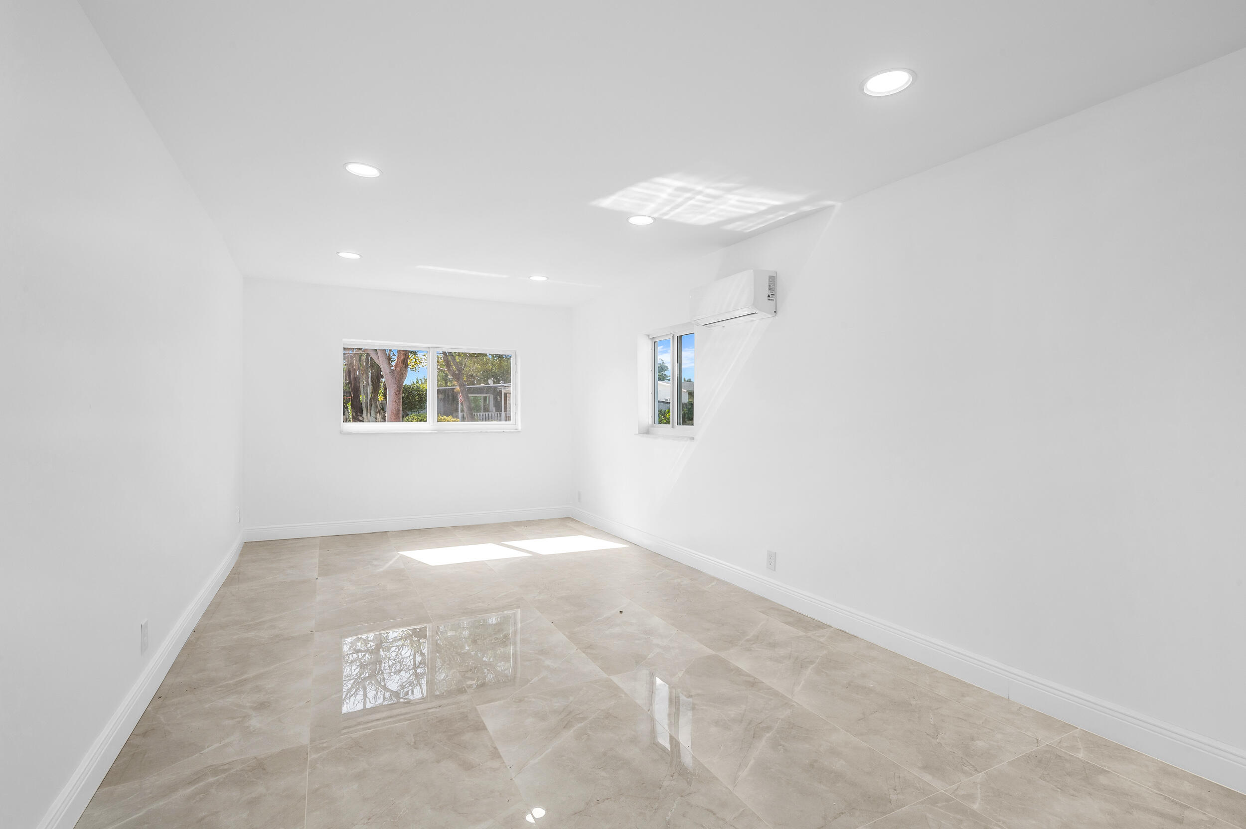 461 Northeast 44th Street Boca Raton, FL 33431 - Photo 18 of 24 photo-18