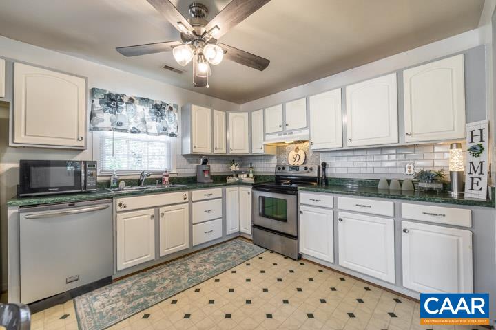 983 Rives Street Charlottesville, VA 22902 - Photo 17 of 41 Gallery Image 17