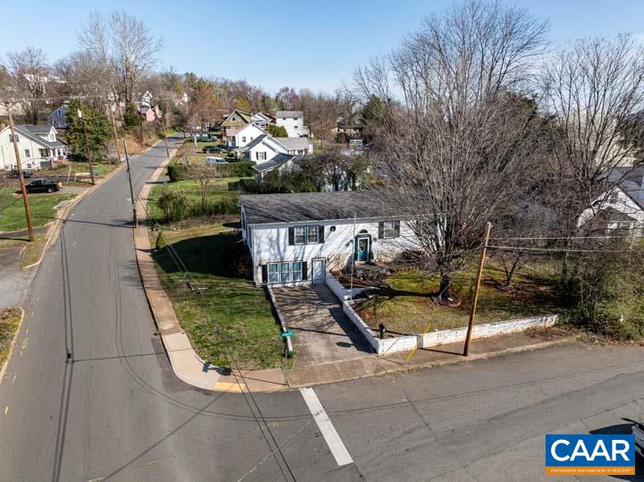 983 Rives Street Charlottesville, VA 22902 - Photo 4 of 41 Gallery Image 4