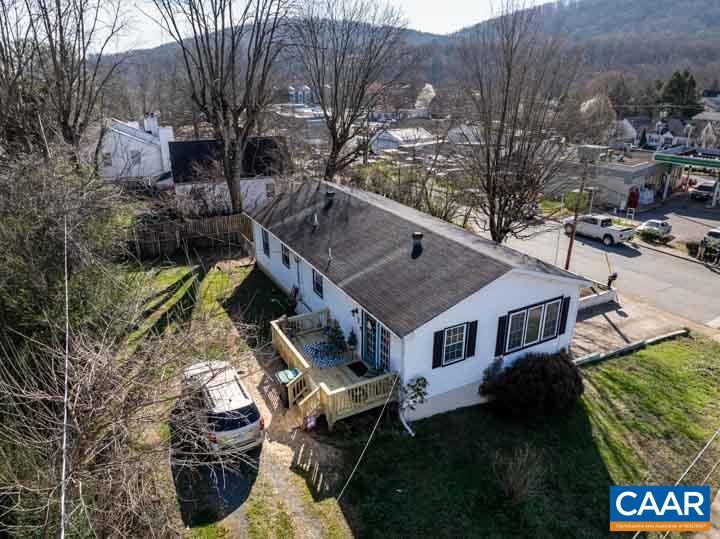 983 Rives Street Charlottesville, VA 22902 - Photo 5 of 41 Gallery Image 5