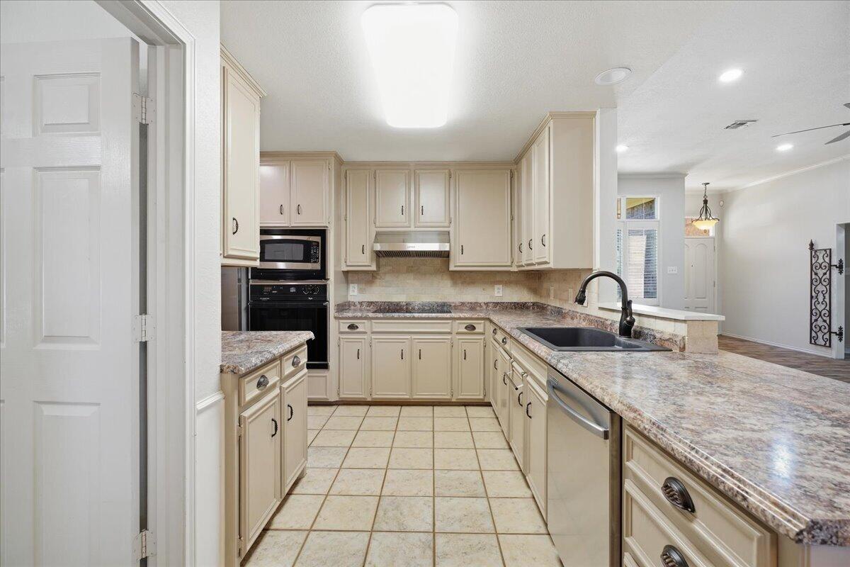 5625 86th Street Lubbock, TX 79424 - Photo 9 of 26 12-NM108953