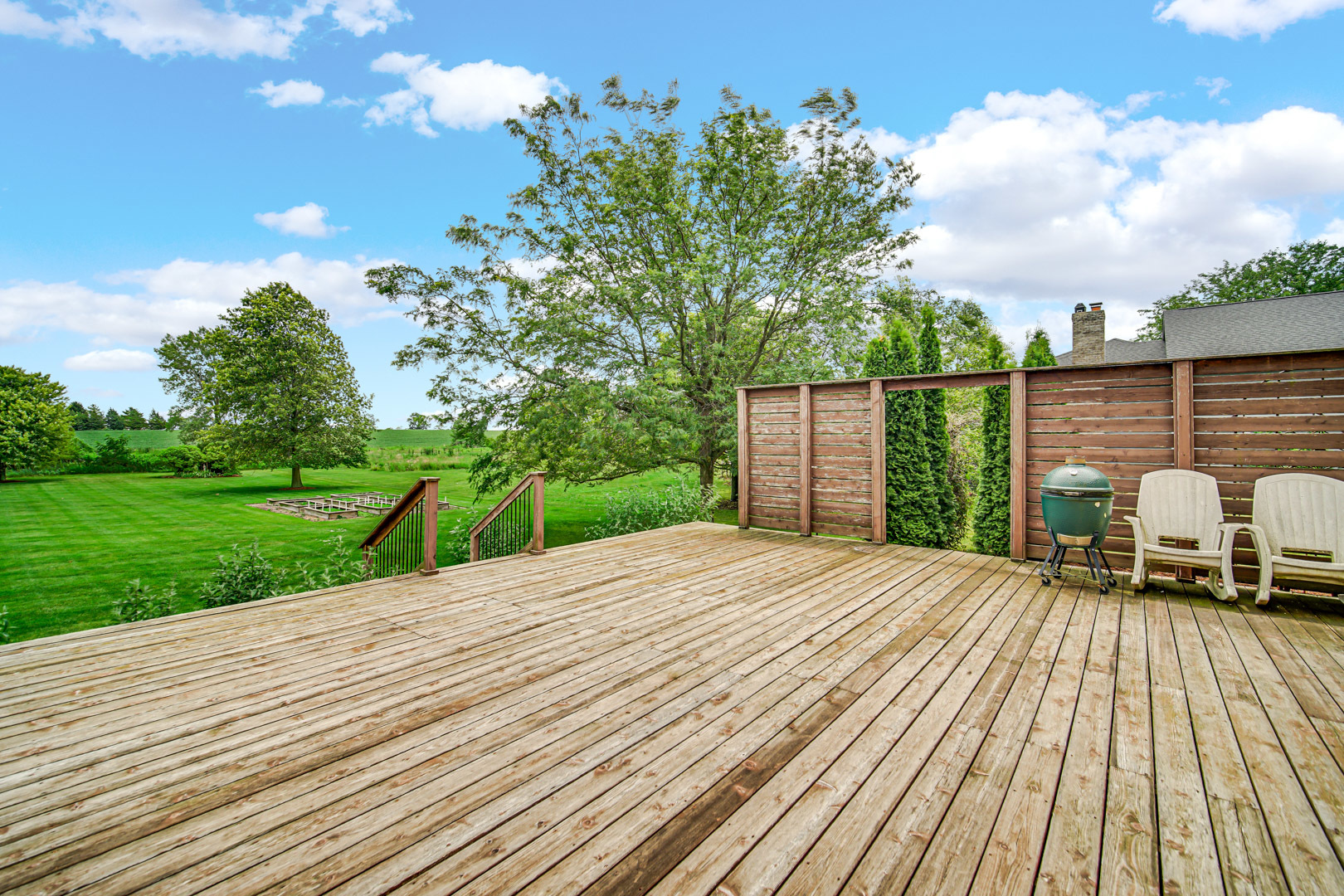 6 Red Hawk Drive Oswego, IL 60543 - Photo 15 of 41 a backyard of a house with lots of green space