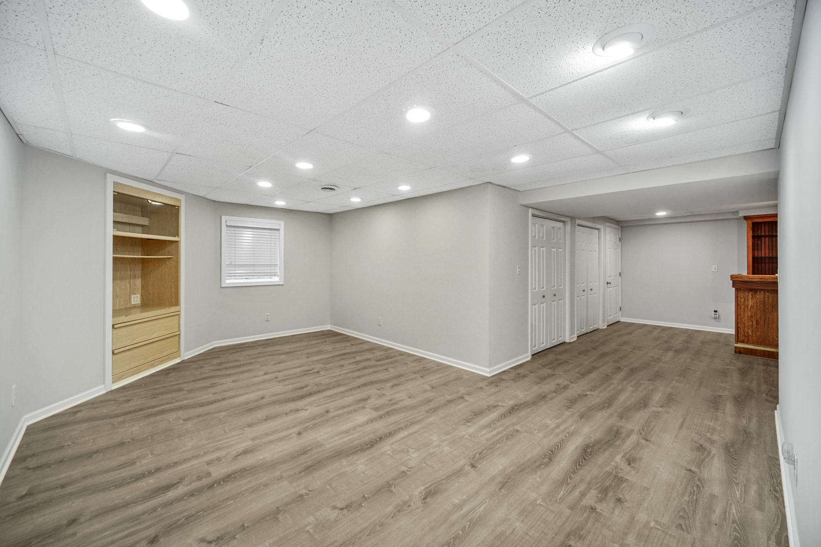 6 Red Hawk Drive Oswego, IL 60543 - Photo 27 of 41 a view of empty room with wooden floor