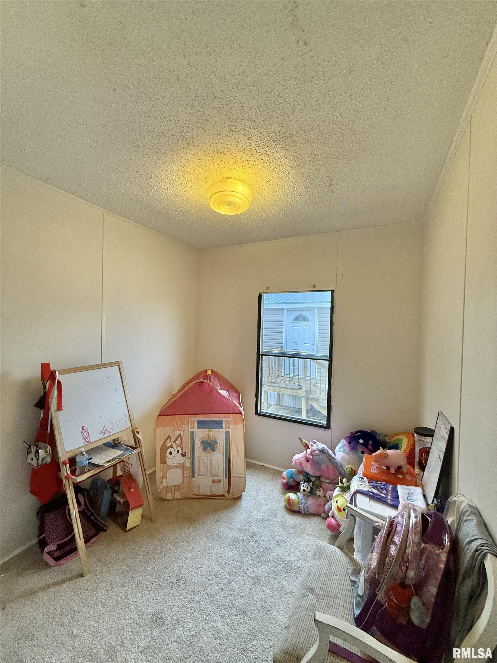 8414 North Dundee Road Peoria, IL 61615 - Photo 14 of 17