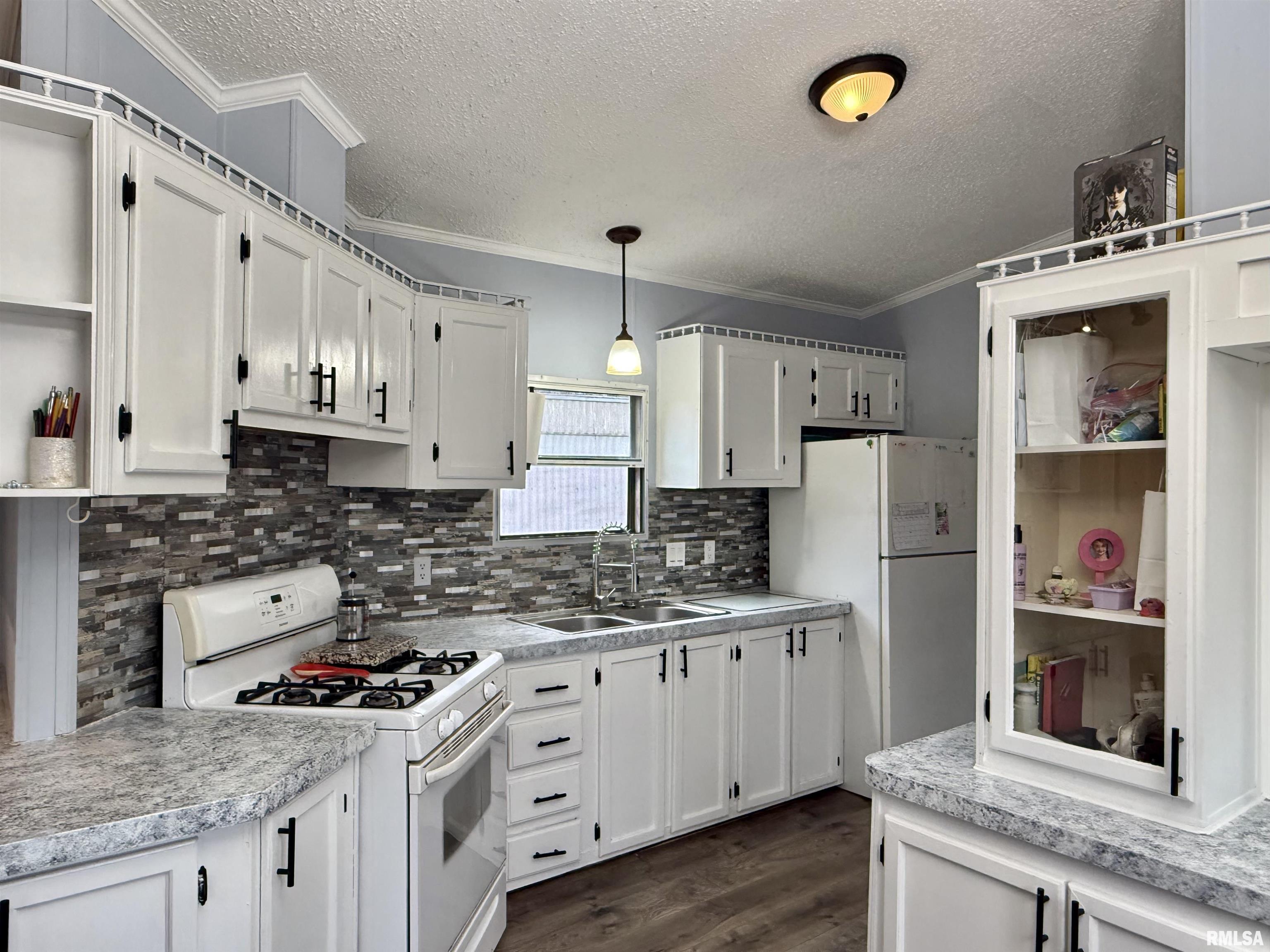 8414 North Dundee Road Peoria, IL 61615 - Photo 5 of 17