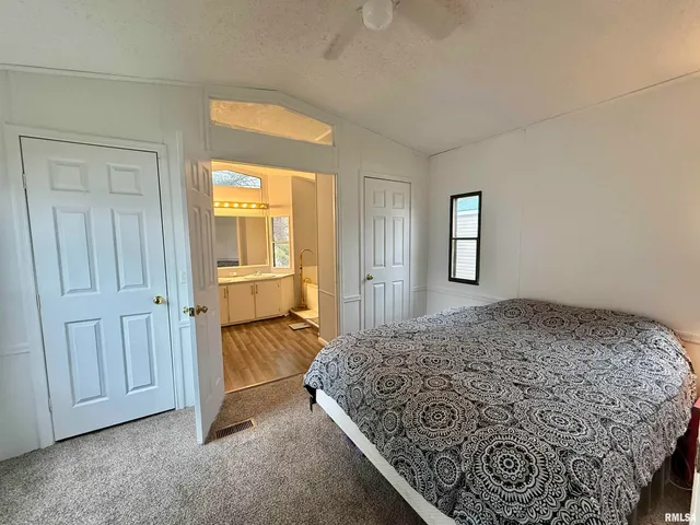 $44,900 | 8414 North Dundee Road, Peoria, IL 61615