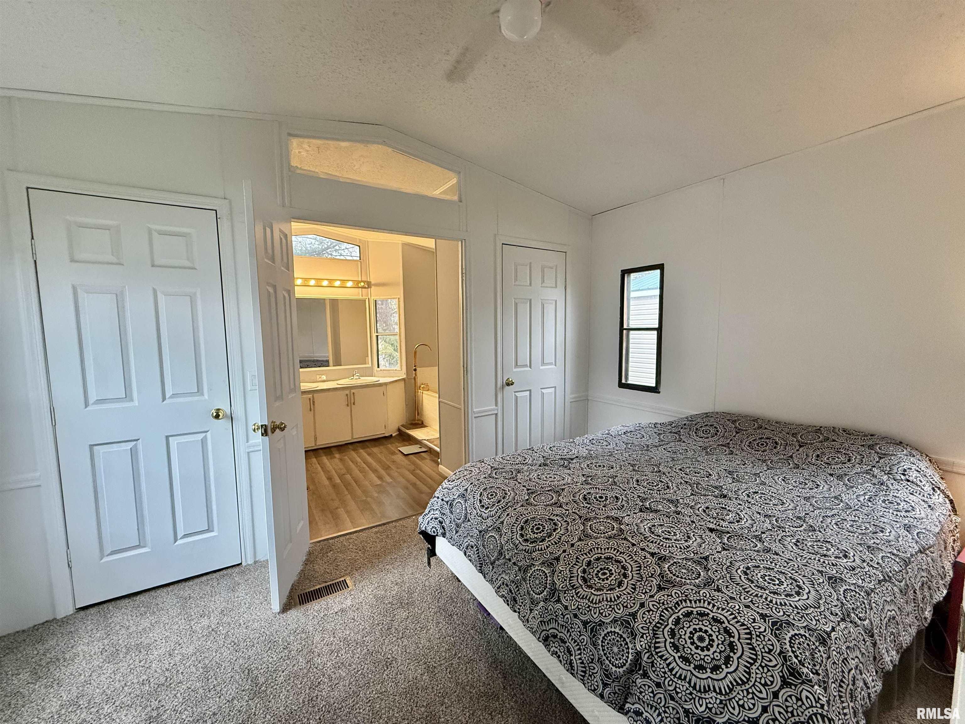 8414 North Dundee Road Peoria, IL 61615 - Photo 9 of 17