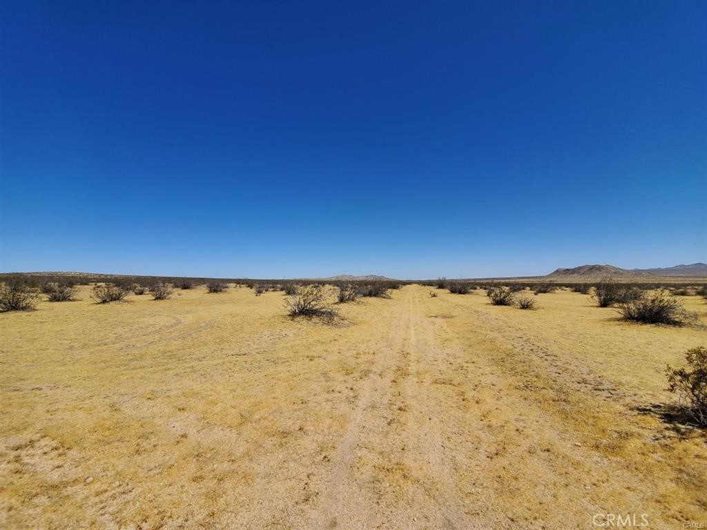 602 Mimosa Road Adelanto, CA 92301 - Photo 5 of 18 a view of beach and ocean