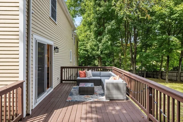 $1,899,000 | 2 Longfellow Road, Wellesley, MA 02481