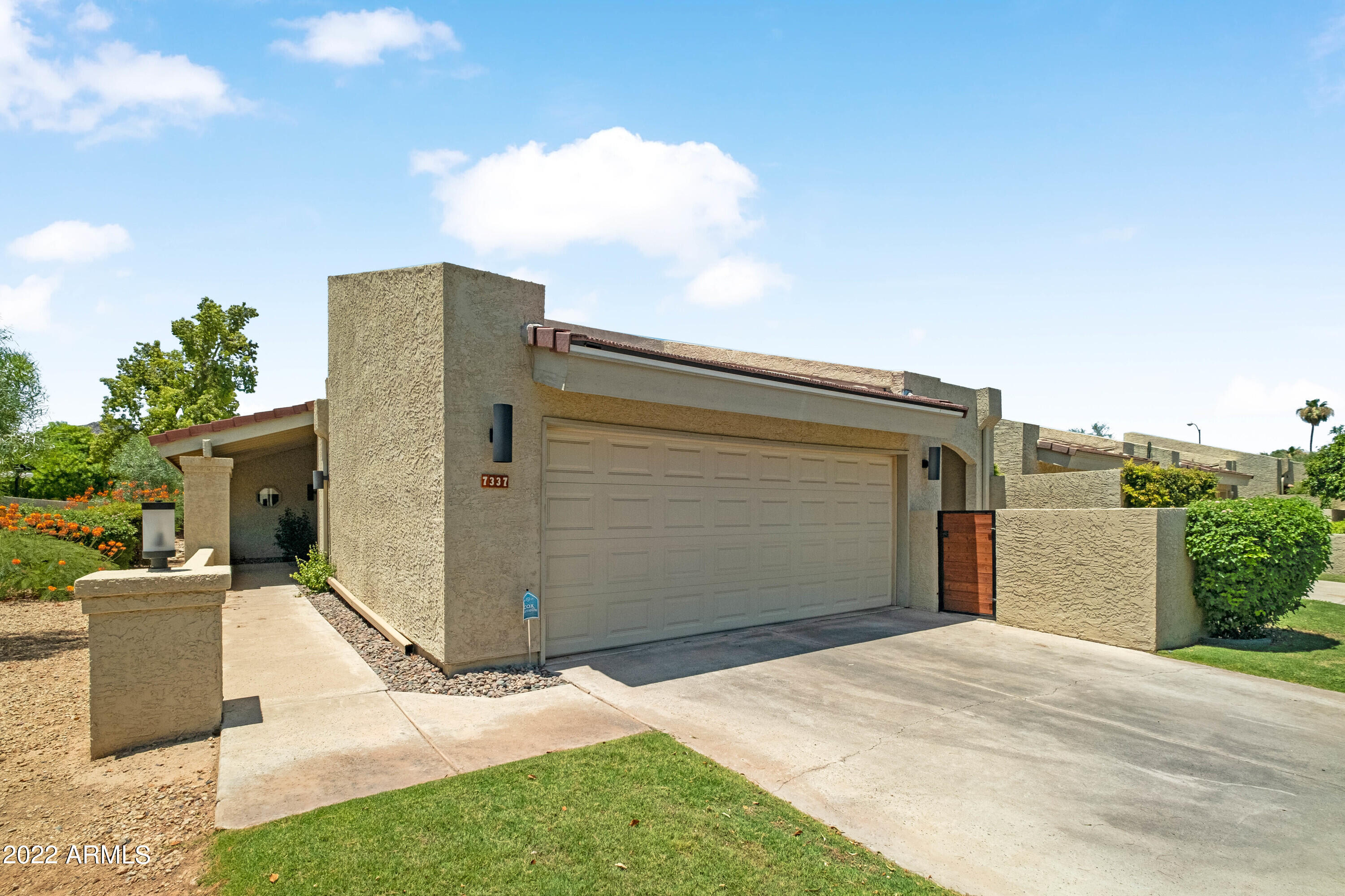 7337 East Valley View Road Scottsdale, AZ 85250 - Photo 1 of 27 7337 Exterior