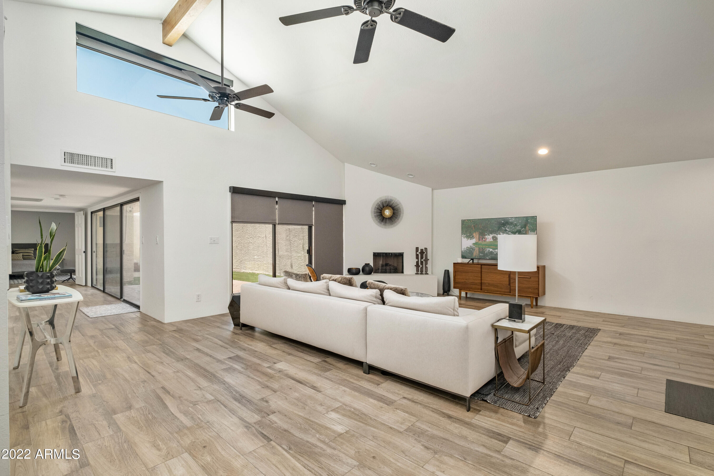 7337 East Valley View Road Scottsdale, AZ 85250 - Photo 7 of 27 7337 Great Room