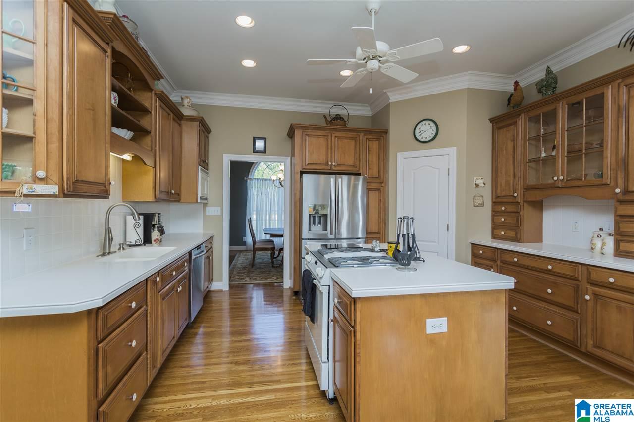 180 Cliff Road Sterrett, AL 35147 - Photo 21 of 48