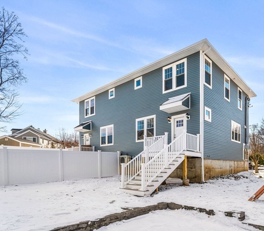 102 Bisson Street, Unit 1 Beverly, MA 01915 - Photo 3 of 21 Gallery Image 3