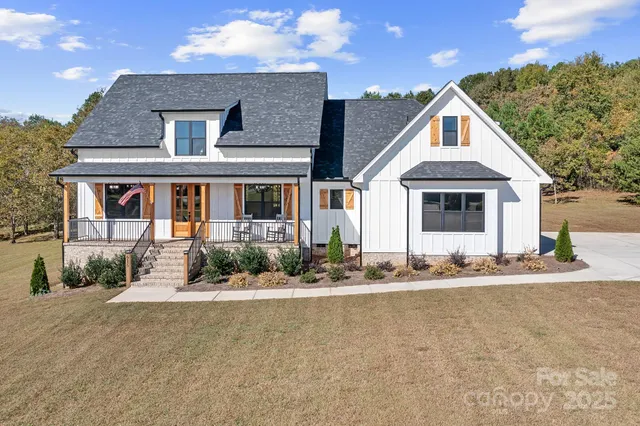 $659,000 | 615 Sandycrest Drive, Cherryville, NC 28021