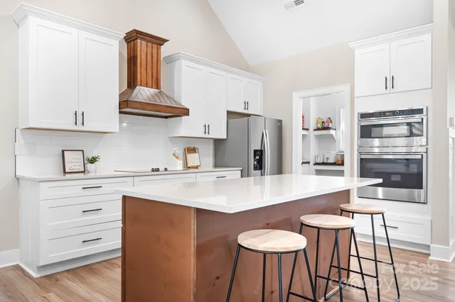 $659,000 | 615 Sandycrest Drive, Cherryville, NC 28021