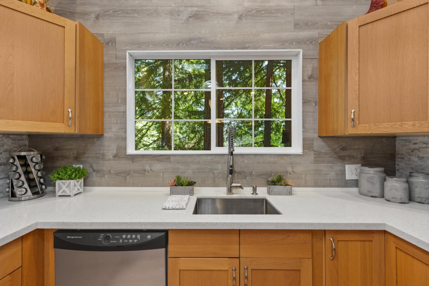 236 Buster Road Ben Lomond, CA 95005 - Photo 11 of 50