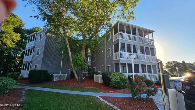 $169,000 | 10168 Beach Drive Southwest, Unit 4206, Calabash, NC 28467