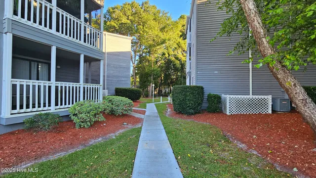$169,000 | 10168 Beach Drive Southwest, Unit 4206, Calabash, NC 28467