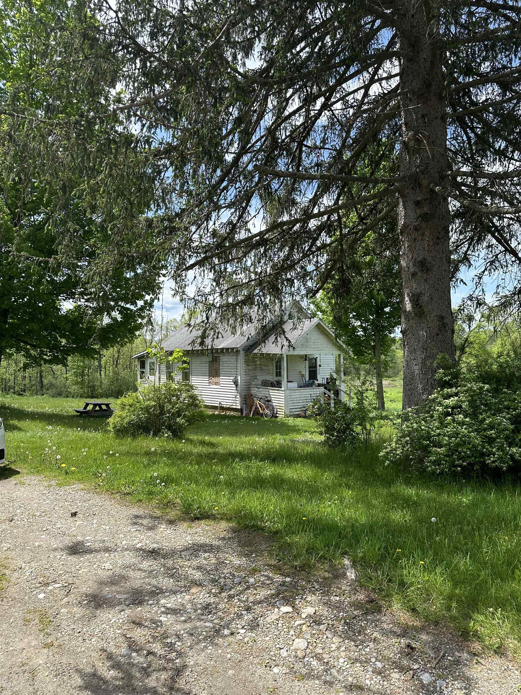 295-351 Overlea Road Bennington, VT 05257 - Photo 2 of 7