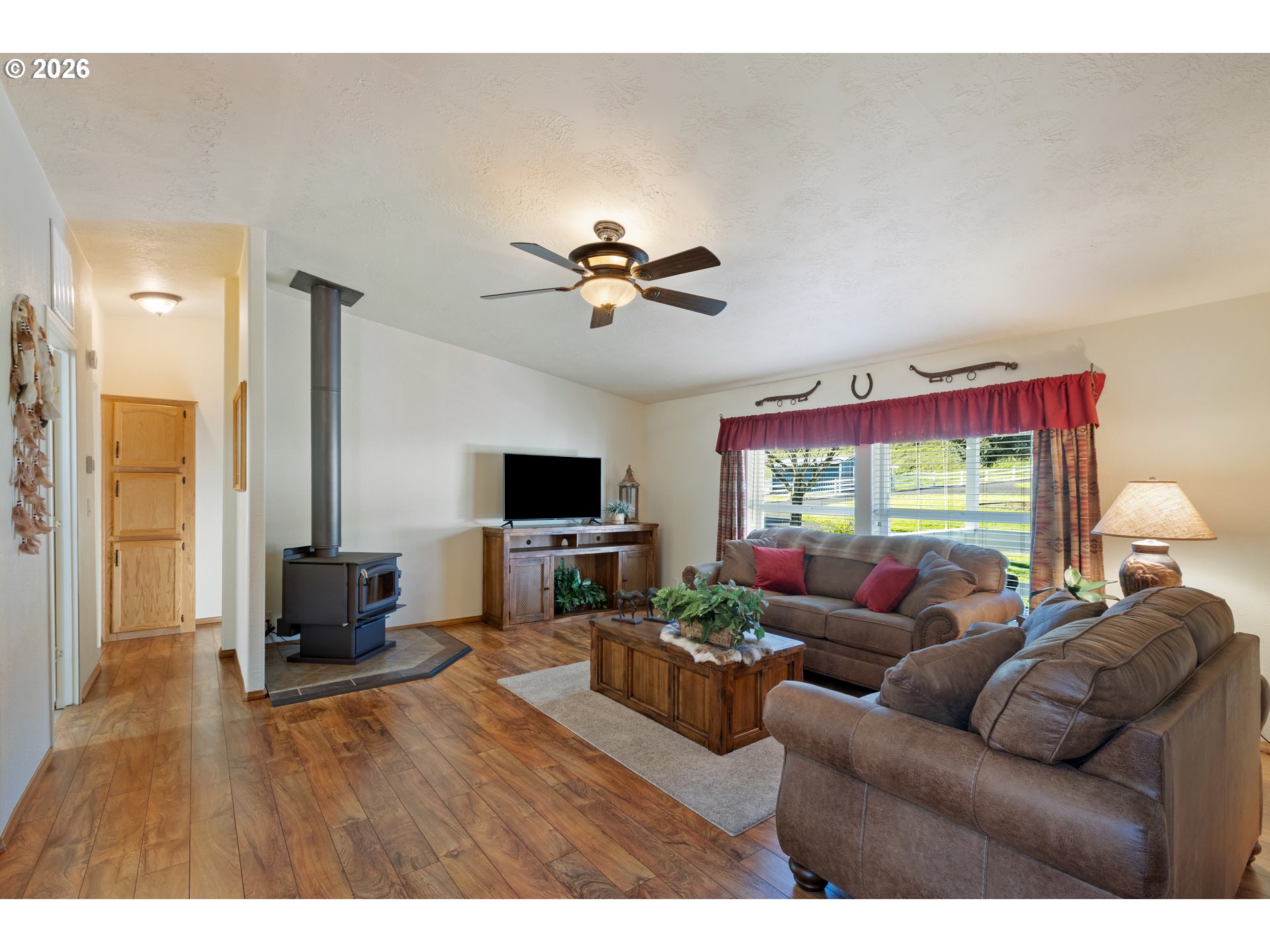 11119 North Myrtle Road Myrtle Creek, OR 97457 - Photo 11 of 48