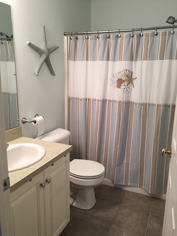 13 Queen Of Roses Lane, Unit 13 Uxbridge, MA 01569 - Photo 13 of 20 Gallery Image 13