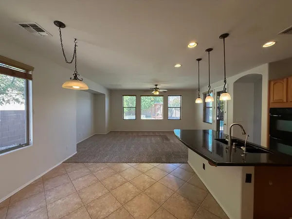 $3,795 | 906 West Glenmere Drive, Chandler, AZ 85225