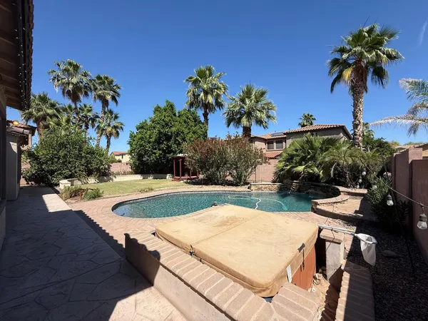 $3,795 | 906 West Glenmere Drive, Chandler, AZ 85225