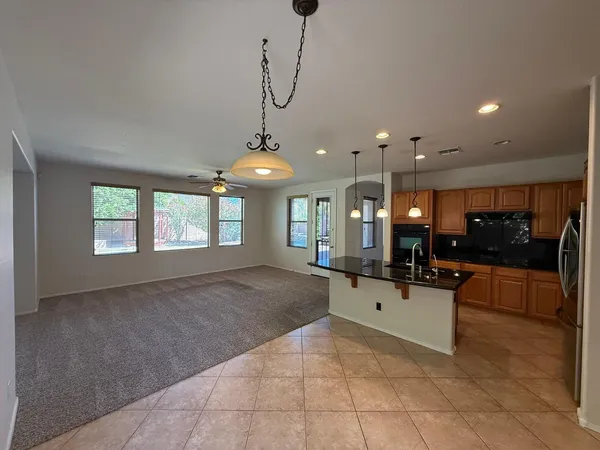 $3,795 | 906 West Glenmere Drive, Chandler, AZ 85225