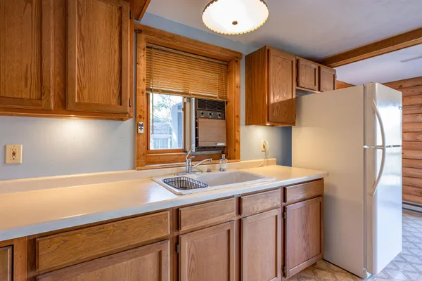 $285,000 | W7980 Glacier Lake Lane, Oxford, WI 53952