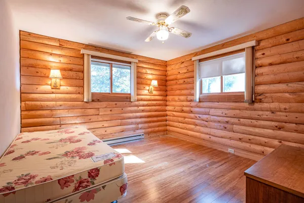 $285,000 | W7980 Glacier Lake Lane, Oxford, WI 53952