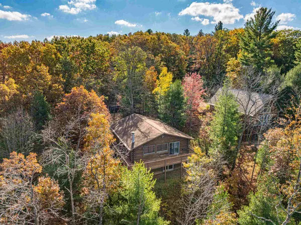 $285,000 | W7980 Glacier Lake Lane, Oxford, WI 53952