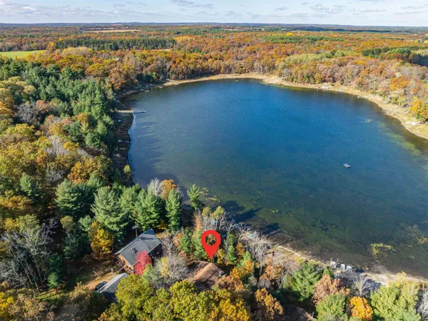 $285,000 | W7980 Glacier Lake Lane, Oxford, WI 53952