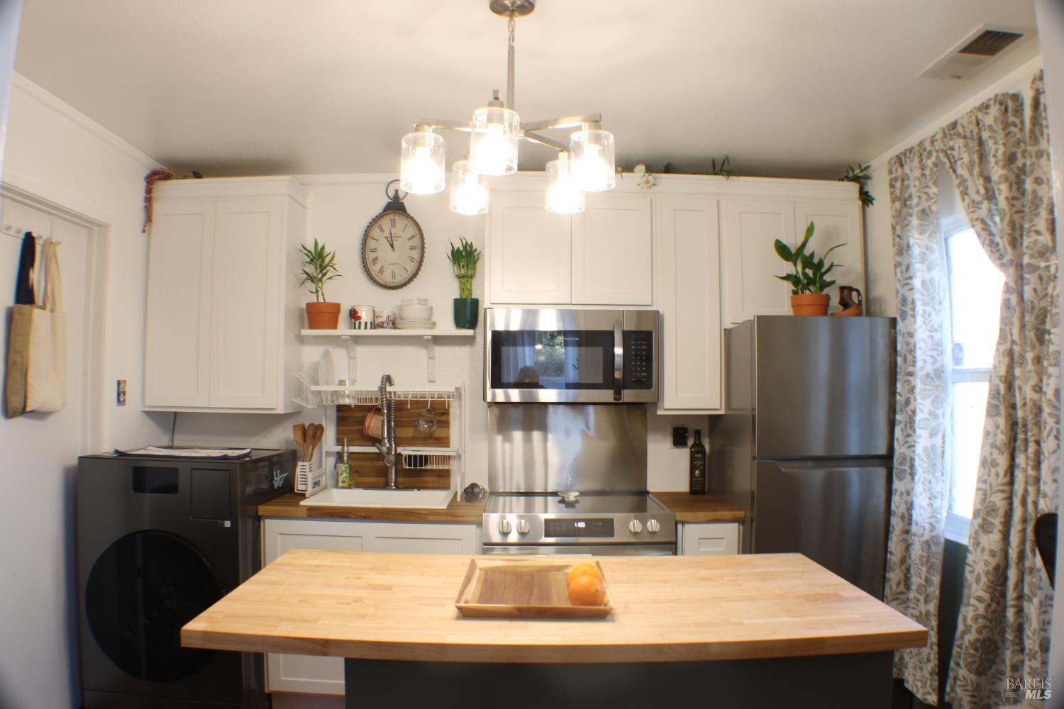 100 Ridgway Avenue Santa Rosa, CA 95401 - Photo 11 of 30