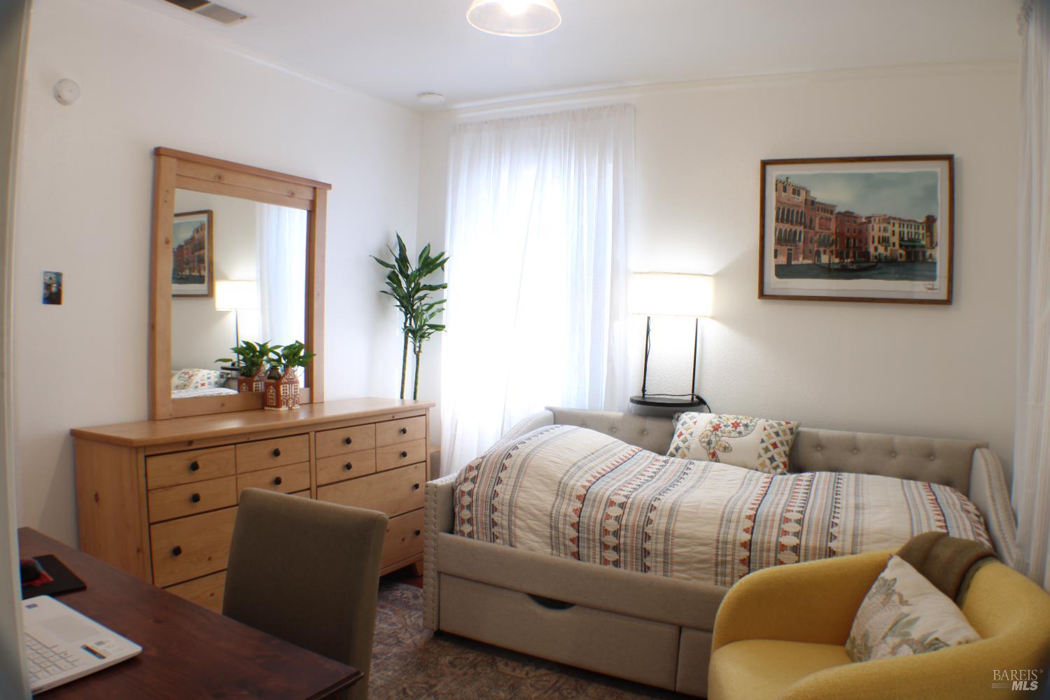 100 Ridgway Avenue Santa Rosa, CA 95401 - Photo 18 of 30